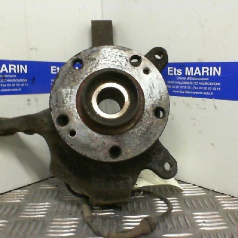 Pivot de moyeu avant droit RENAULT LAGUNA 2 Photo n°1