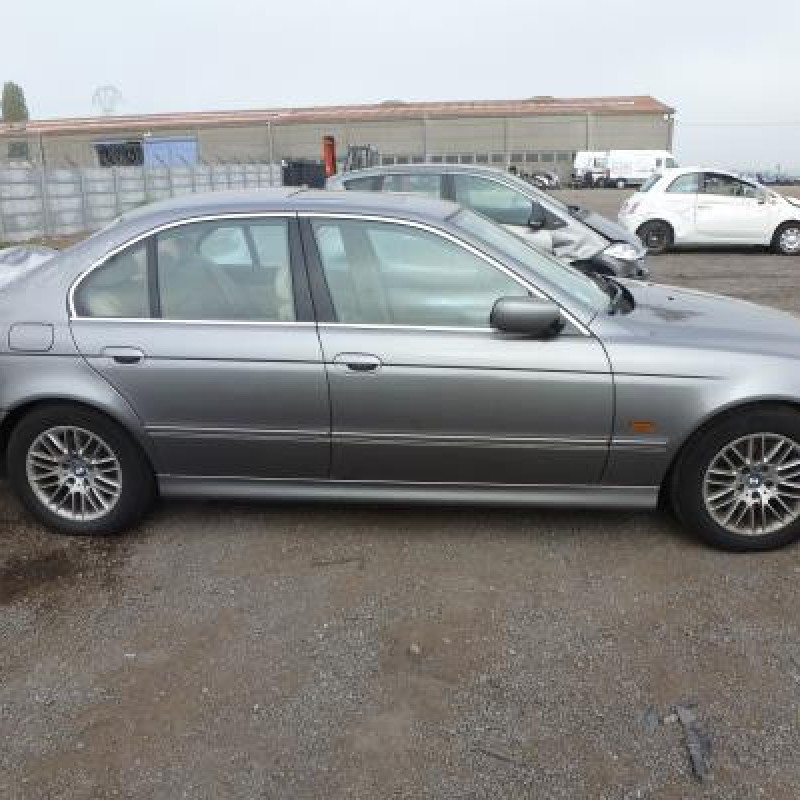 Etrier avant gauche (freinage) BMW SERIE 5 E39 Photo n°5