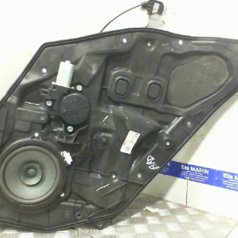 Leve vitre electrique arriere droit MAZDA 2 2 Photo n°1