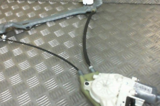 Leve vitre electrique arriere gauche RENAULT LAGUNA 3 Photo n°1