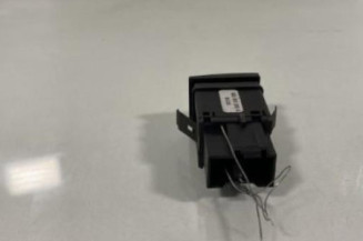 Bouton de warning VOLKSWAGEN POLO 4
