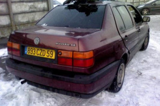 Optique avant principal droit (feux)(phare) VOLKSWAGEN VENTO