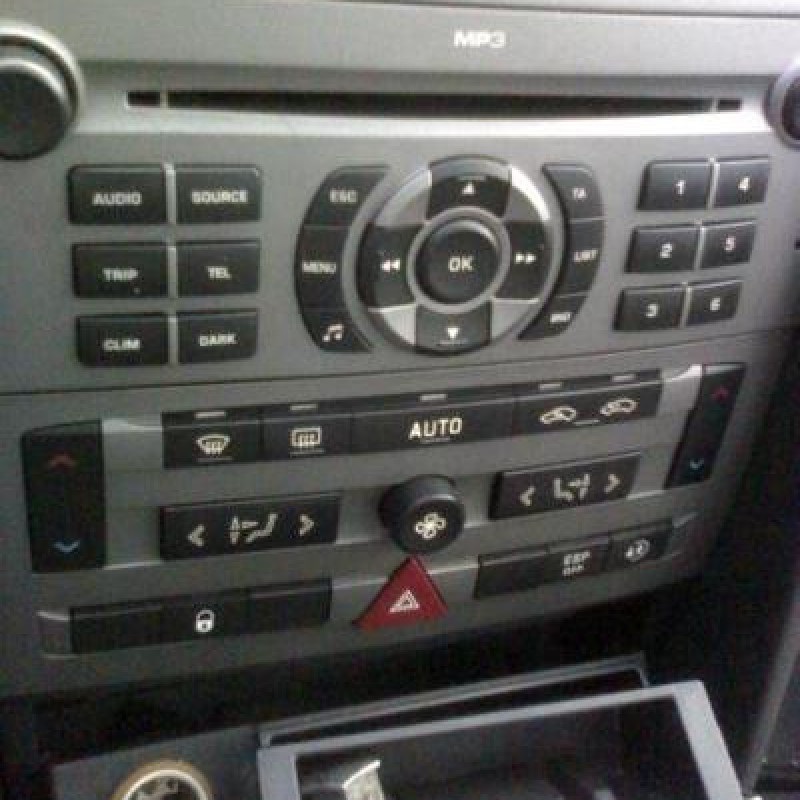 Poignee interieur avant gauche PEUGEOT 407 Photo n°7