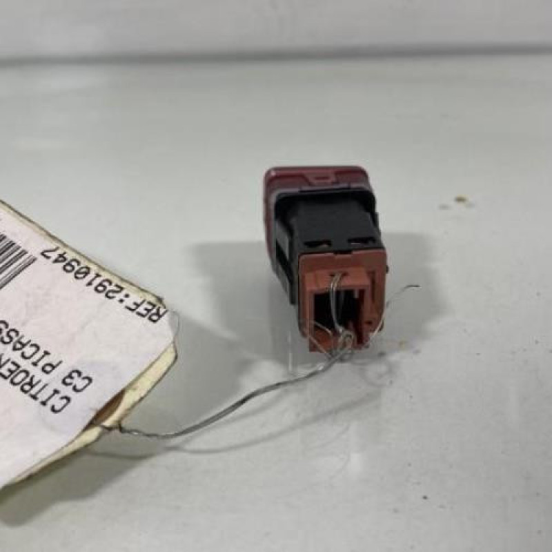 Bouton de warning CITROEN C3 PICASSO Photo n°3
