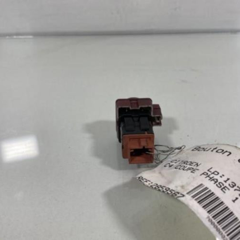 Bouton de warning CITROEN C4 1 Photo n°3