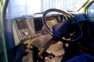 Cardan gauche (transmission) RENAULT TRAFIC 1