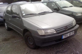 Cremaillere assistee PEUGEOT 306