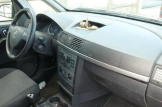Bras essuie glace avant droit OPEL MERIVA A