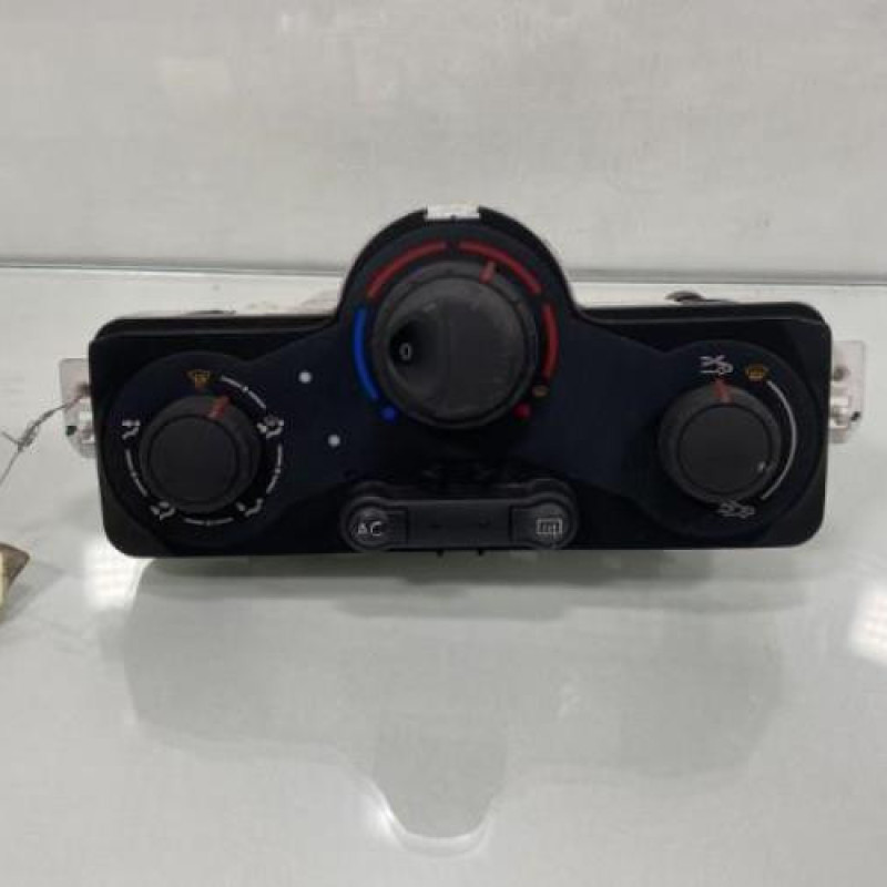 Commande chauffage RENAULT CLIO 3 Photo n°1