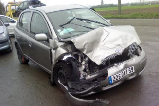 Cremaillere assistee TOYOTA YARIS 1