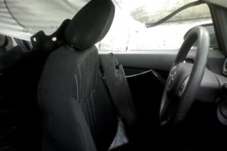 Interrupteur de leve vitre avant gauche OPEL CORSA D