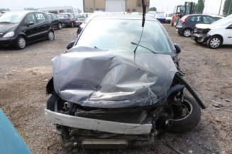 Interrupteur de leve vitre avant gauche OPEL CORSA D