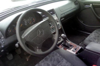 Porte arriere gauche MERCEDES CLASSE C 202