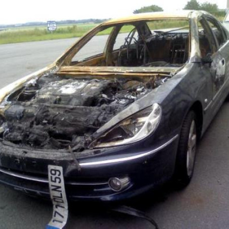 Pivot de moyeu avant gauche PEUGEOT 607