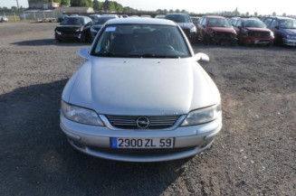 Bras essuie glace avant droit OPEL VECTRA B