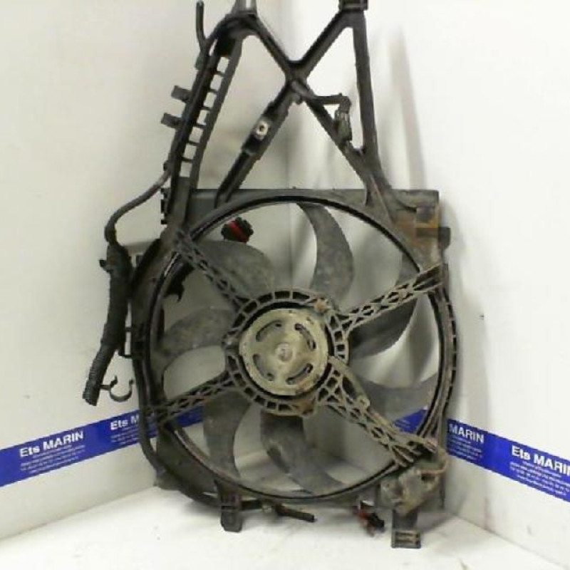 Moto ventilateur radiateur OPEL CORSA C Photo n°2