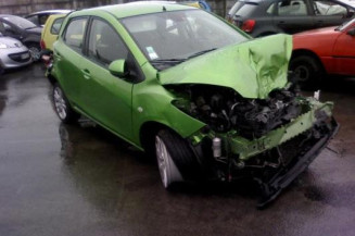 Etrier avant gauche (freinage) MAZDA 2 2