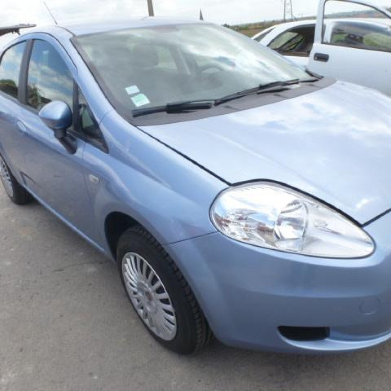 Etrier avant droit (freinage) FIAT GRANDE PUNTO Photo n°3