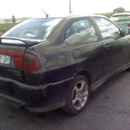Vitre avant gauche SEAT CORDOBA 1