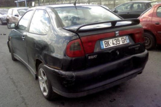 Vitre avant gauche SEAT CORDOBA 1