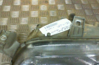 Optique avant principal gauche (feux)(phare) FIAT PUNTO 1