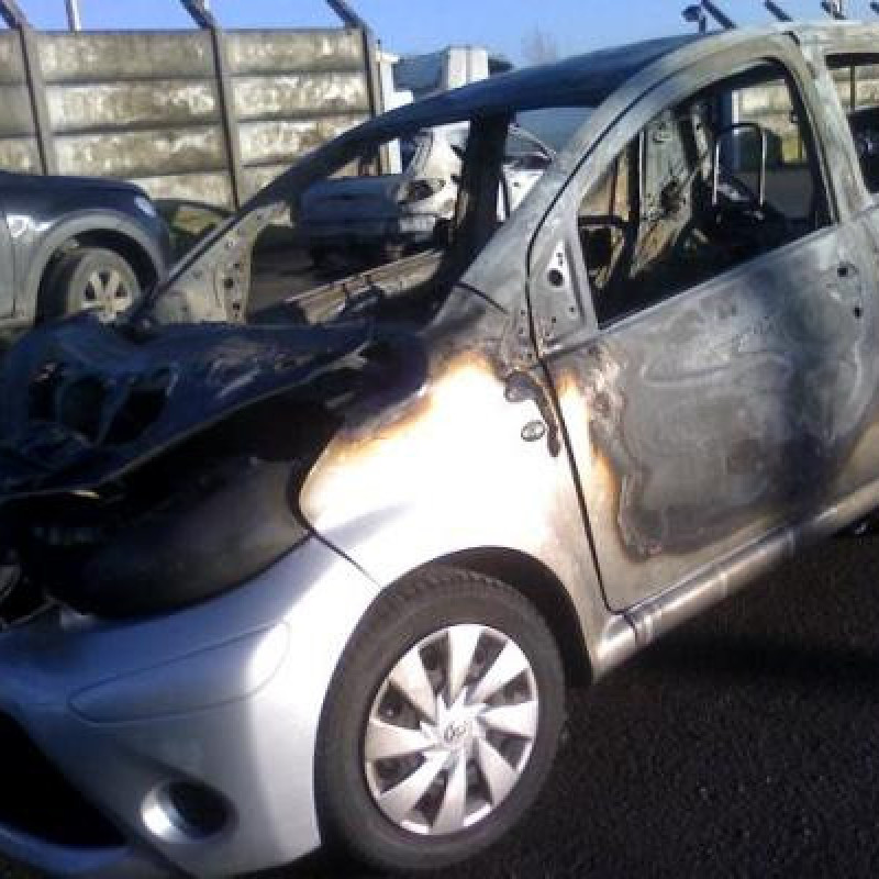 Amortisseur avant gauche TOYOTA AYGO 1 Photo n°3