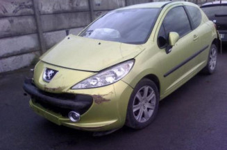 Vitre avant gauche PEUGEOT 207