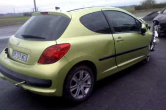 Vitre avant gauche PEUGEOT 207