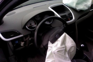 Bras essuie glace avant gauche PEUGEOT 207