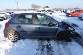 Bras essuie glace avant gauche PEUGEOT 207