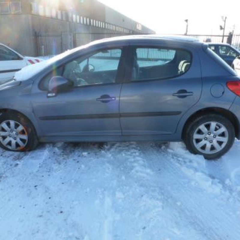 Bras essuie glace avant gauche PEUGEOT 207 Photo n°8