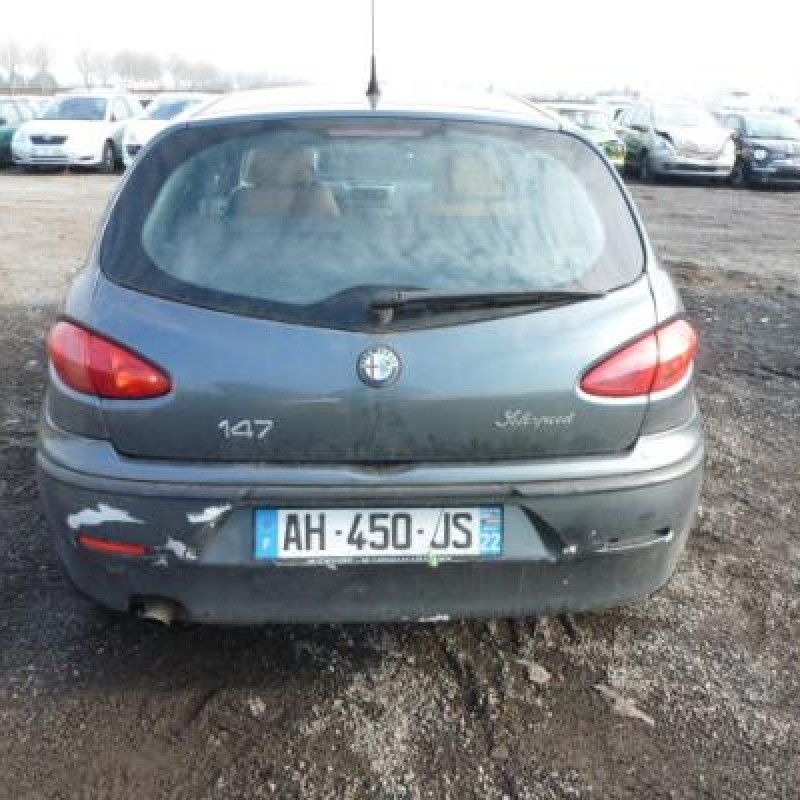 Malle/Hayon arriere ALFA ROMEO 147 Photo n°6