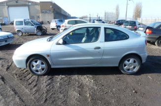 Amortisseur avant gauche RENAULT MEGANE 1