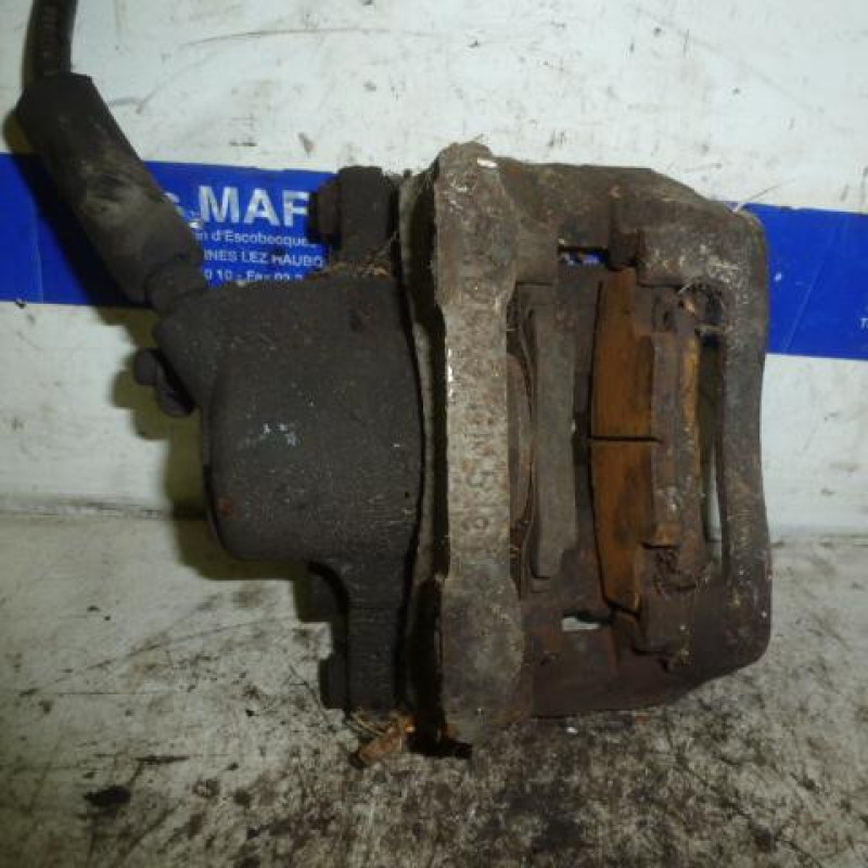 Etrier avant droit (freinage) RENAULT CLIO 2 Photo n°2