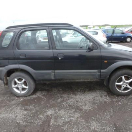 Porte avant droit DAIHATSU TERIOS 1