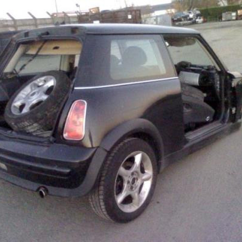 Renfort pare choc arriere (traverse) MINI MINI 1 R50/R53 Photo n°3
