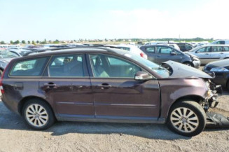 Bras essuie glace avant droit VOLVO V 50
