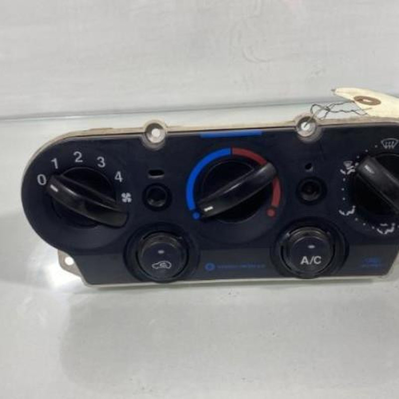 Commande chauffage FORD FIESTA 5 Photo n°1