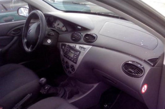 Calandre FORD FOCUS 1