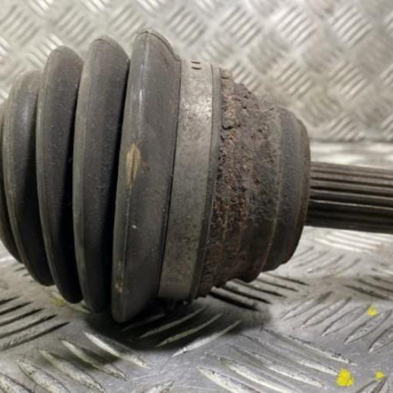 Cardan gauche (transmission) VOLKSWAGEN POLO 3 Photo n°2