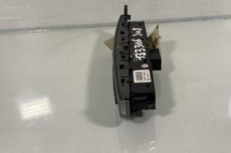 Bouton de warning PEUGEOT 308 1