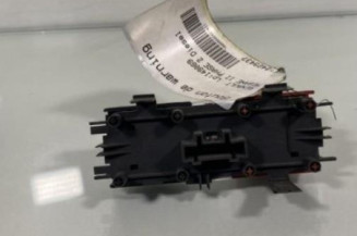 Bouton de warning RENAULT MEGANE 2
