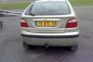 Amortisseur avant droit RENAULT MEGANE 1