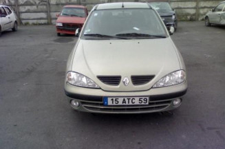 Amortisseur avant droit RENAULT MEGANE 1