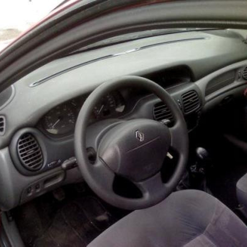 Amortisseur avant droit RENAULT MEGANE 1 Photo n°5