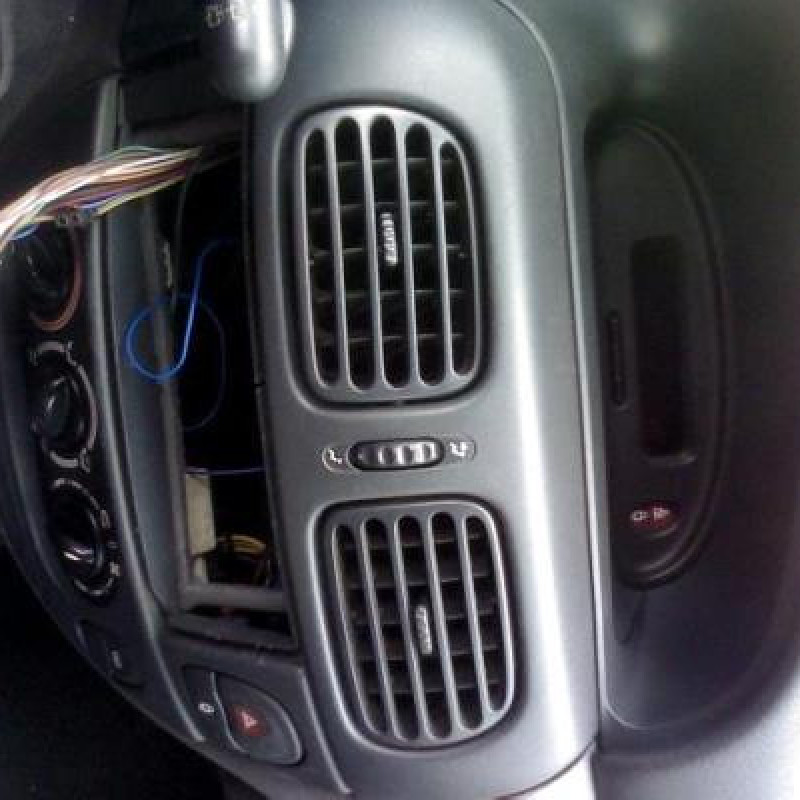 Amortisseur avant droit RENAULT MEGANE 1 Photo n°6