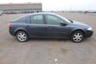 Calandre RENAULT LAGUNA 2
