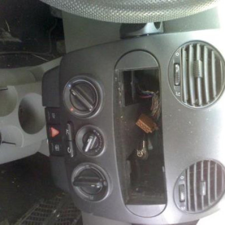 Malle/Hayon arriere VOLKSWAGEN NEW BEETLE 1