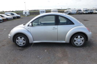 Malle/Hayon arriere VOLKSWAGEN NEW BEETLE 1