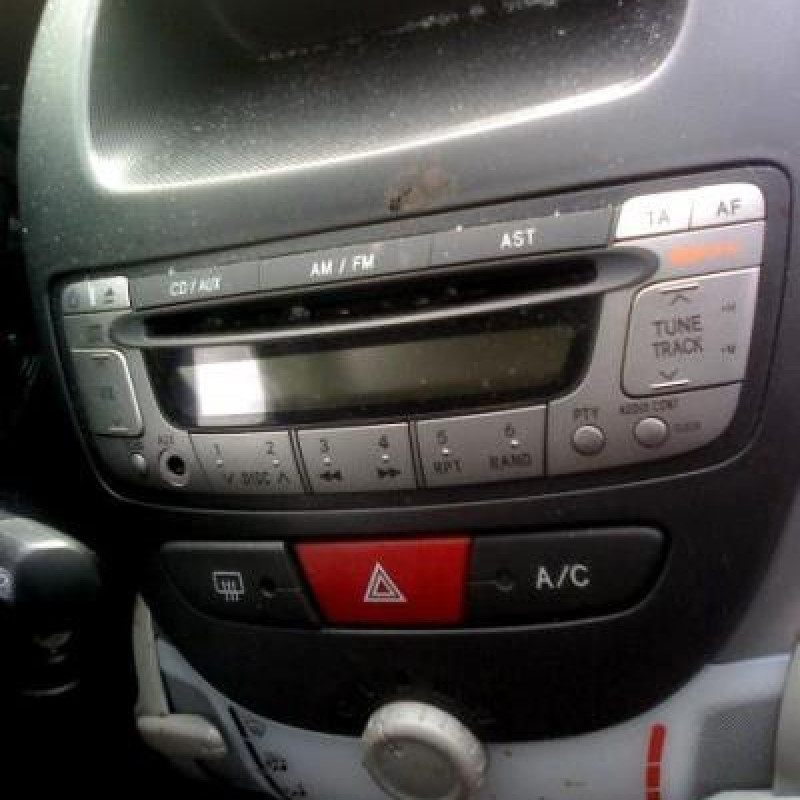 Amortisseur avant gauche PEUGEOT 107 Photo n°6
